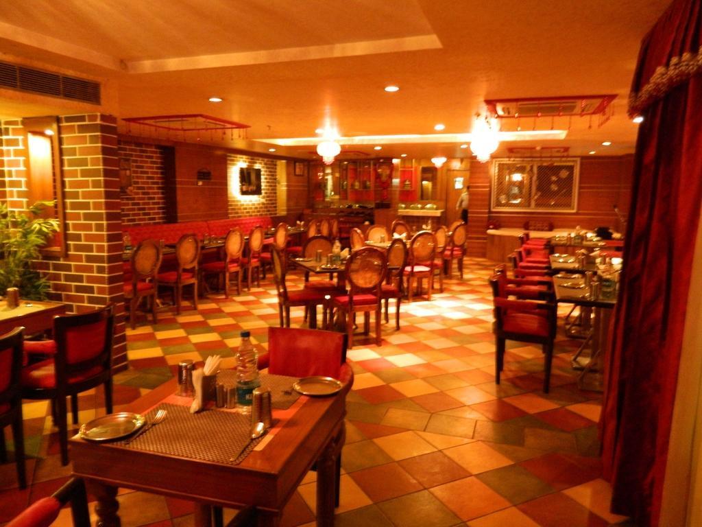 Park Maple Hotel Amritsar Exterior foto