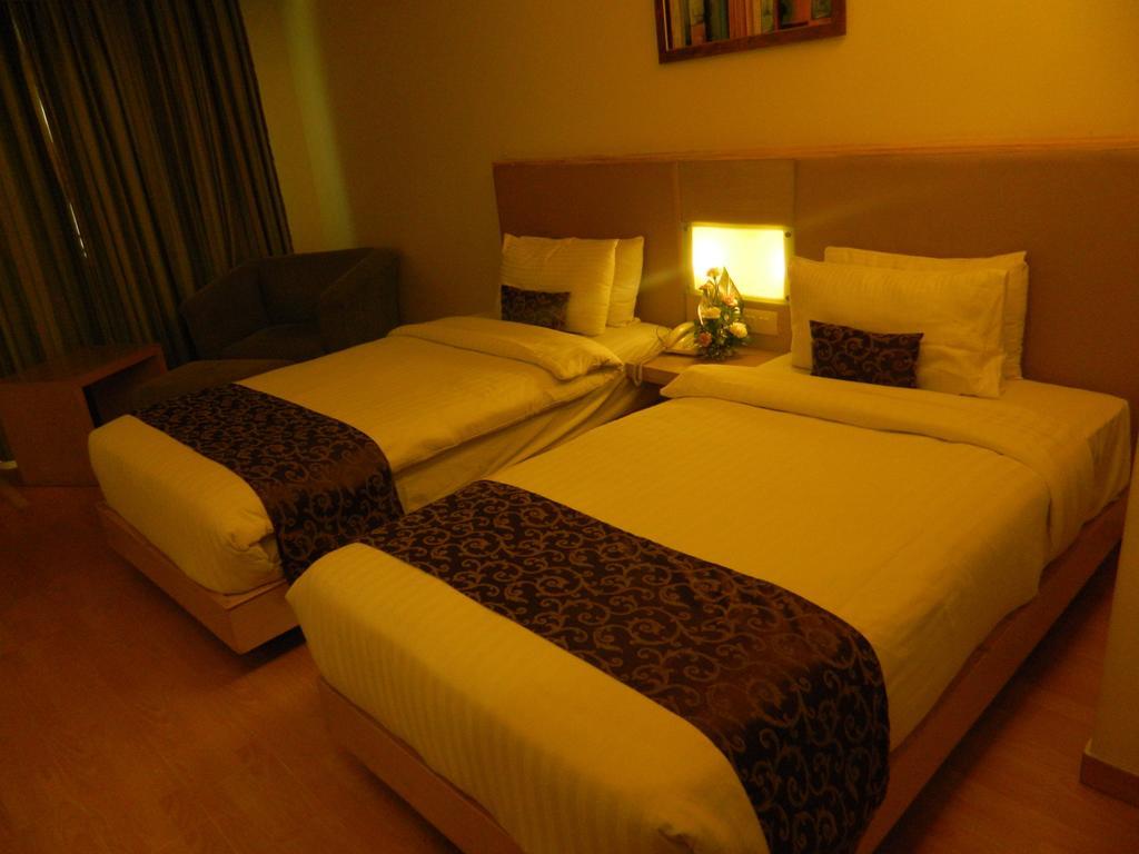 Park Maple Hotel Amritsar Exterior foto