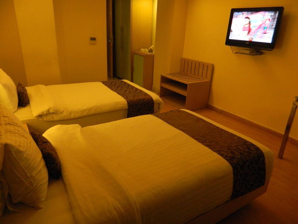 Park Maple Hotel Amritsar Exterior foto