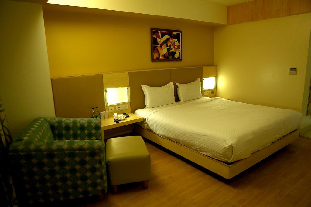 Park Maple Hotel Amritsar Exterior foto